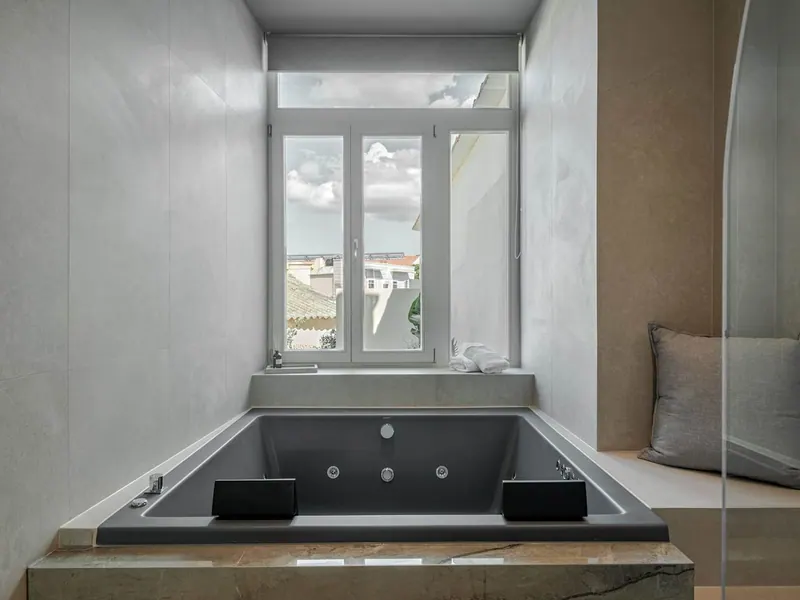 Private heated hot tub in an Amara Luxury Suite, Chania town
